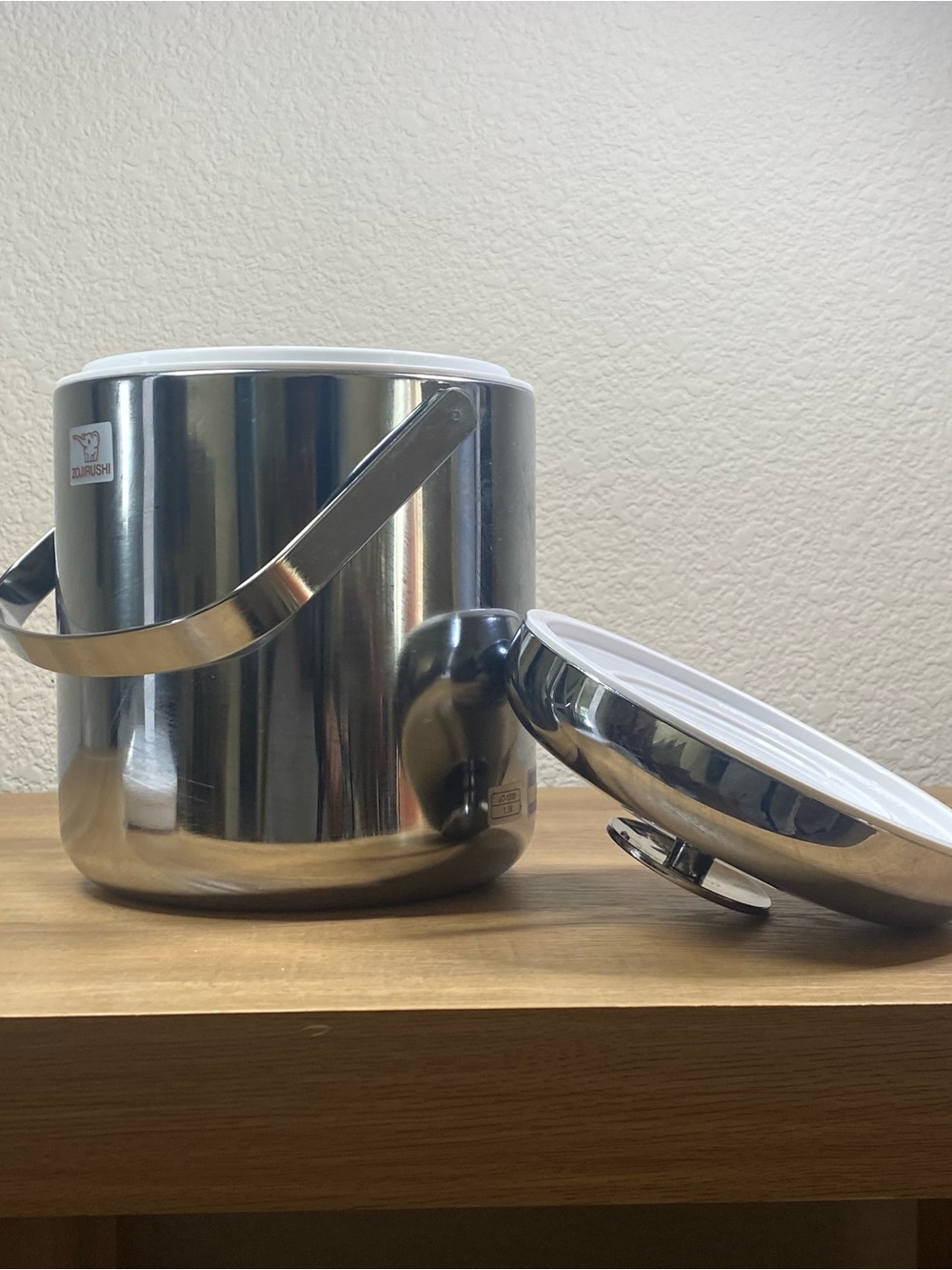 Stainless Steel Ice Bucket with White Lid - Unbranded